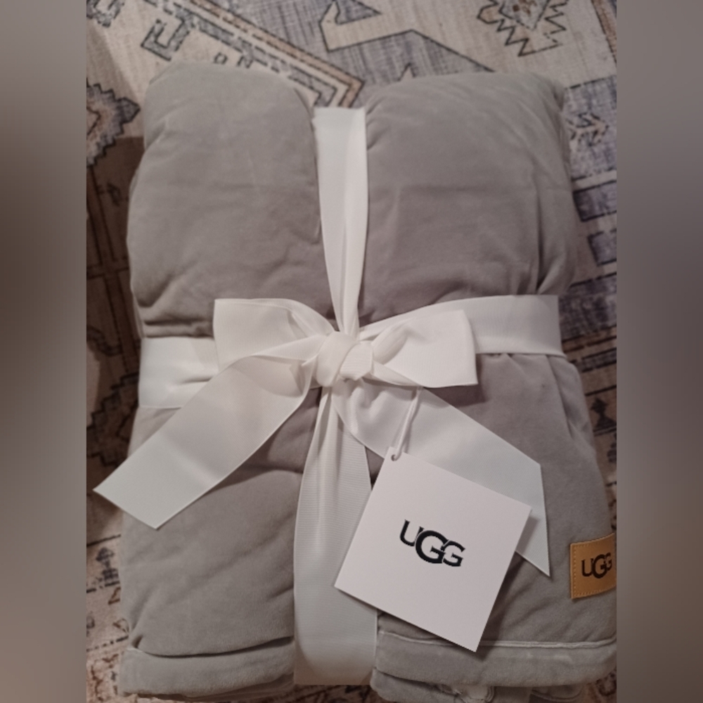 UGG Soft Gray Throw Blanket